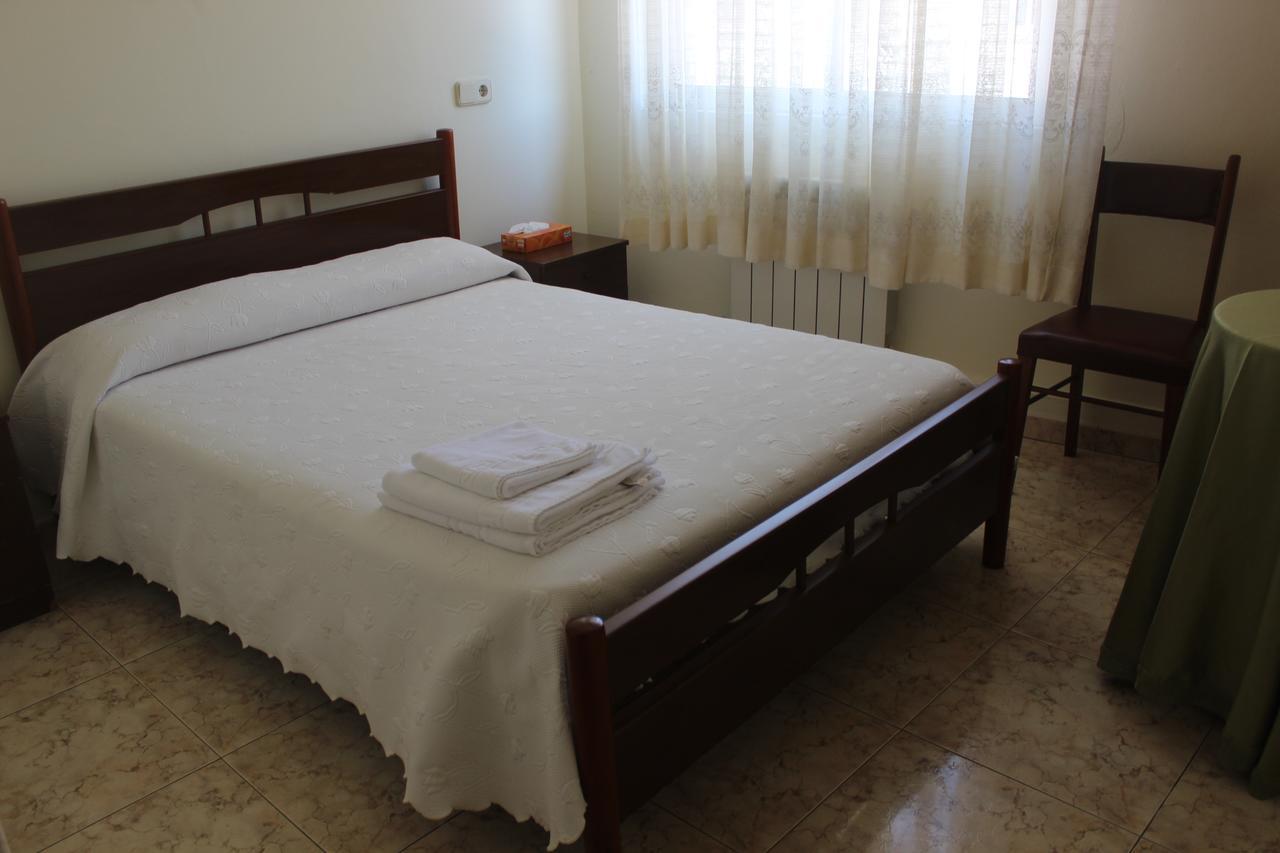 O Cruceiro Hotel Puentedeume Ngoại thất bức ảnh